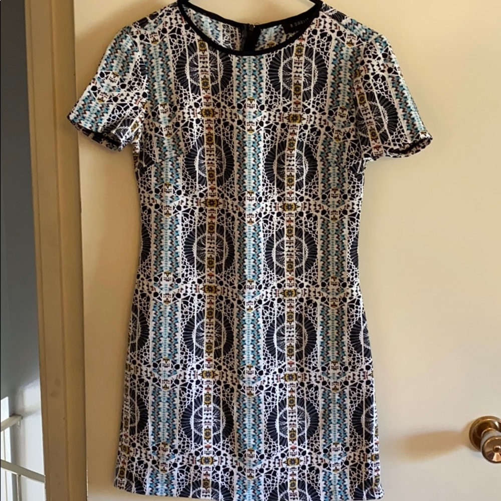 Geometric printed shift dress